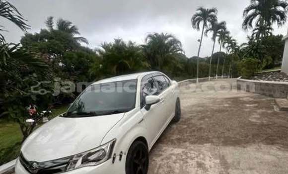 Buy Used Toyota Axio Other Car in Mandeville in Manchester