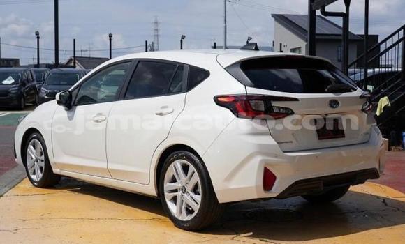 Acheter Import Voiture Subaru Impreza Blanc à Import - Dubai, Clarendon