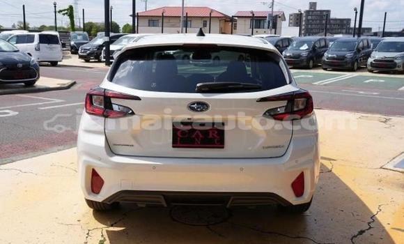 Acheter Import Voiture Subaru Impreza Blanc à Import - Dubai, Clarendon Acheter Import Voiture Subaru Impreza Blanc à Import - Dubai, Clarendon