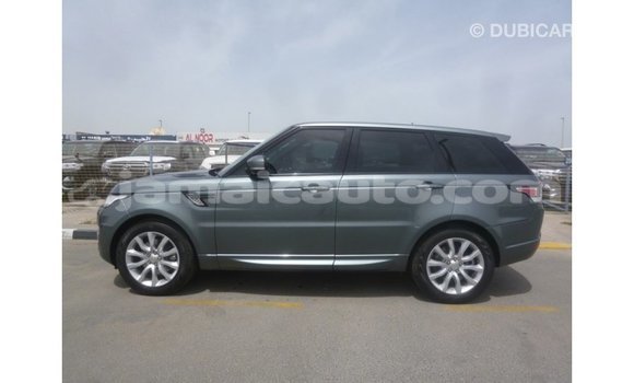 Buy Import Land Rover Range Rover Green Car in Import - Dubai in Clarendon Buy Import Land Rover Range Rover Green Car in Import - Dubai in Clarendon