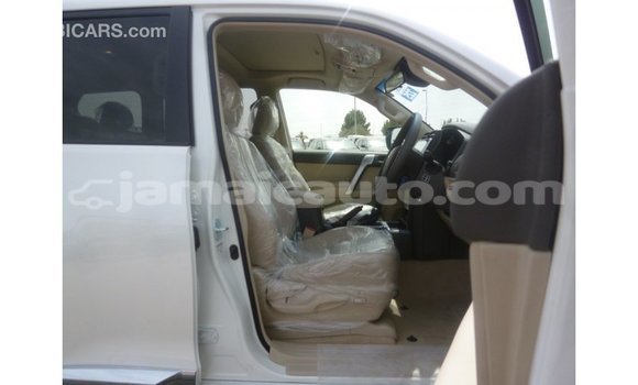 Buy Import Toyota Prado White Car in Import - Dubai in Clarendon Buy Import Toyota Prado White Car in Import - Dubai in Clarendon