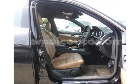 Buy Import Mercedes-Benz 190 (W201) Black Car in Import - Dubai in Clarendon Buy Import Mercedes-Benz 190 (W201) Black Car in Import - Dubai in Clarendon