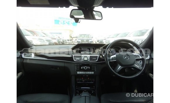 Acheter Import Voiture Mercedes-Benz 200 Bleu à Import - Dubai, Clarendon Acheter Import Voiture Mercedes-Benz 200 Bleu à Import - Dubai, Clarendon