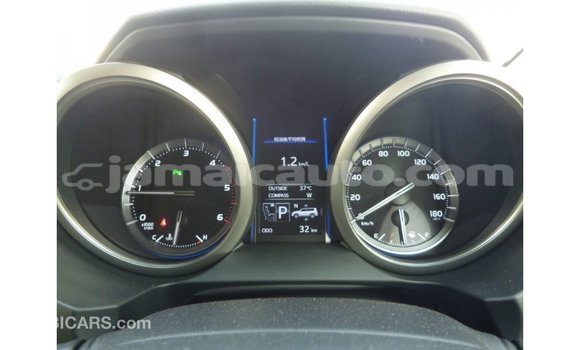 Buy Import Toyota Prado White Car in Import - Dubai in Clarendon Buy Import Toyota Prado White Car in Import - Dubai in Clarendon