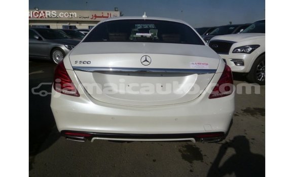 Buy Import Mercedes-Benz 190 (W201) White Car in Import - Dubai in Clarendon Buy Import Mercedes-Benz 190 (W201) White Car in Import - Dubai in Clarendon