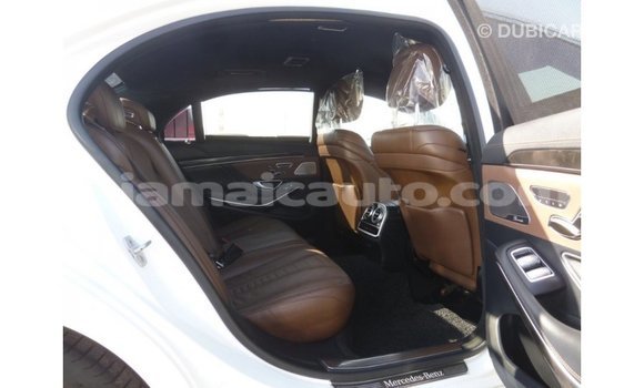 Buy Import Mercedes-Benz 190 (W201) White Car in Import - Dubai in Clarendon Buy Import Mercedes-Benz 190 (W201) White Car in Import - Dubai in Clarendon