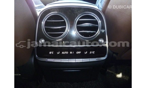 Buy Import Mercedes-Benz 190 (W201) White Car in Import - Dubai in Clarendon Buy Import Mercedes-Benz 190 (W201) White Car in Import - Dubai in Clarendon