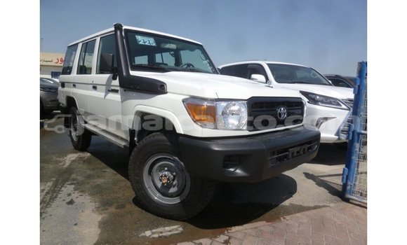 Buy Import Toyota Land Cruiser White Car in Import - Dubai in Clarendon Buy Import Toyota Land Cruiser White Car in Import - Dubai in Clarendon