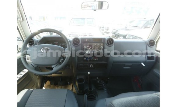 Buy Import Toyota Land Cruiser White Car in Import - Dubai in Clarendon Buy Import Toyota Land Cruiser White Car in Import - Dubai in Clarendon