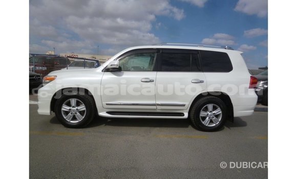 Buy Import Toyota Land Cruiser White Car in Import - Dubai in Clarendon Buy Import Toyota Land Cruiser White Car in Import - Dubai in Clarendon