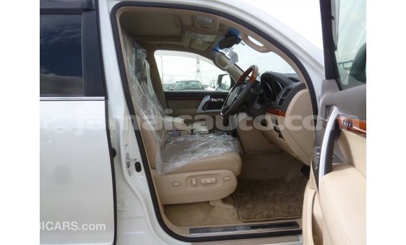 Buy Import Toyota Land Cruiser White Car in Import - Dubai in Clarendon Buy Import Toyota Land Cruiser White Car in Import - Dubai in Clarendon