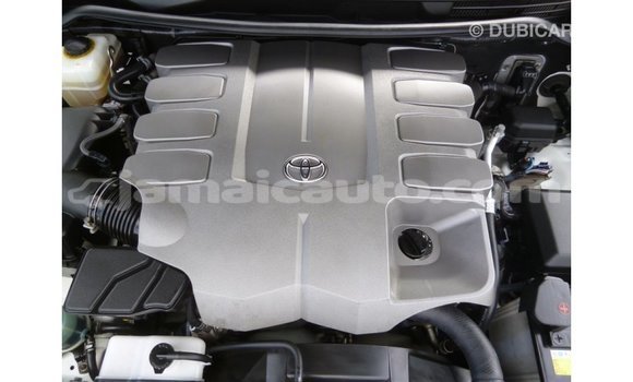 Buy Import Toyota Land Cruiser White Car in Import - Dubai in Clarendon Buy Import Toyota Land Cruiser White Car in Import - Dubai in Clarendon