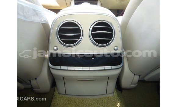 Acheter Import Voiture Mercedes-Benz 190 (W201) Blanc à Import - Dubai, Clarendon Acheter Import Voiture Mercedes-Benz 190 (W201) Blanc à Import - Dubai, Clarendon