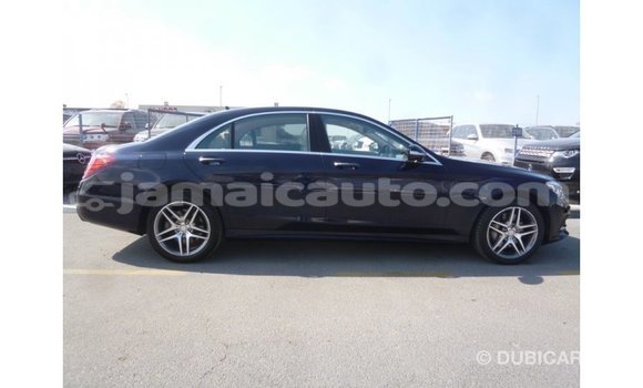 Acheter Import Voiture Mercedes-Benz 190 (W201) Bleu à Import - Dubai, Clarendon Acheter Import Voiture Mercedes-Benz 190 (W201) Bleu à Import - Dubai, Clarendon