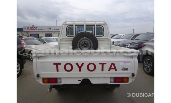 Buy Import Toyota Land Cruiser White Car in Import - Dubai in Clarendon Buy Import Toyota Land Cruiser White Car in Import - Dubai in Clarendon