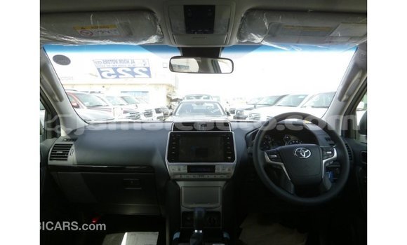 Buy Import Toyota Prado White Car in Import - Dubai in Clarendon Buy Import Toyota Prado White Car in Import - Dubai in Clarendon