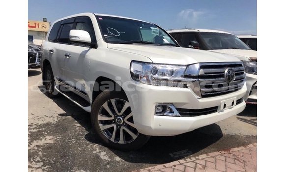 Buy Import Toyota Land Cruiser White Car in Import - Dubai in Clarendon Buy Import Toyota Land Cruiser White Car in Import - Dubai in Clarendon