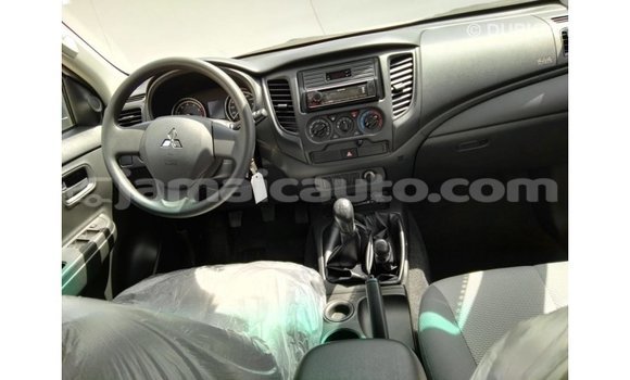 Buy Import Mitsubishi L200 White Car in Import - Dubai in Clarendon Buy Import Mitsubishi L200 White Car in Import - Dubai in Clarendon