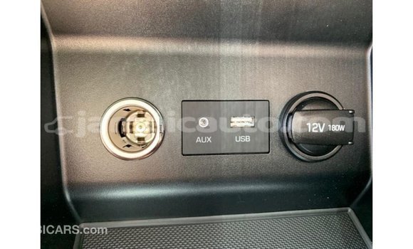 Acheter Import Voiture Hyundai Elantra Blanc à Import - Dubai, Clarendon Acheter Import Voiture Hyundai Elantra Blanc à Import - Dubai, Clarendon