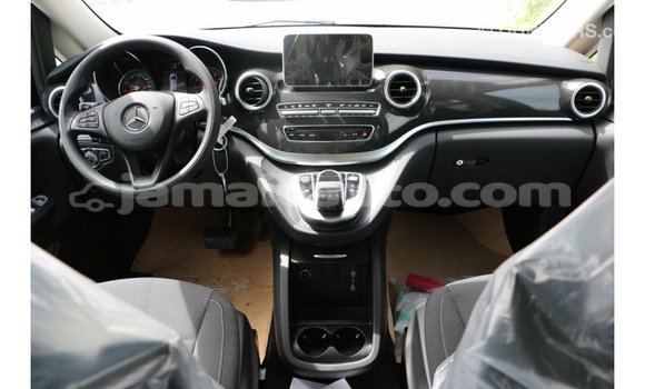 Acheter Import Voiture Mercedes-Benz 250 Noir à Import - Dubai, Clarendon Acheter Import Voiture Mercedes-Benz 250 Noir à Import - Dubai, Clarendon