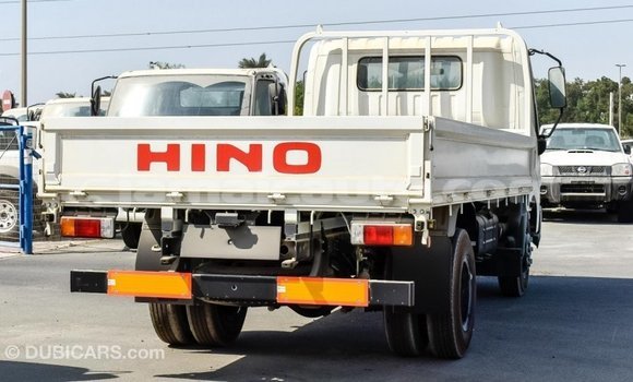 Acheter Import Utilitaire Hino 300 Series Blanc à Import - Dubai, Clarendon Acheter Import Utilitaire Hino 300 Series Blanc à Import - Dubai, Clarendon