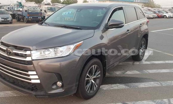 Buy Import Toyota Highlander Other Car in Import - Dubai in Clarendon Buy Import Toyota Highlander Other Car in Import - Dubai in Clarendon