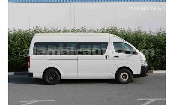 Buy Import Toyota Hiace White Car in Import - Dubai in Clarendon Buy Import Toyota Hiace White Car in Import - Dubai in Clarendon