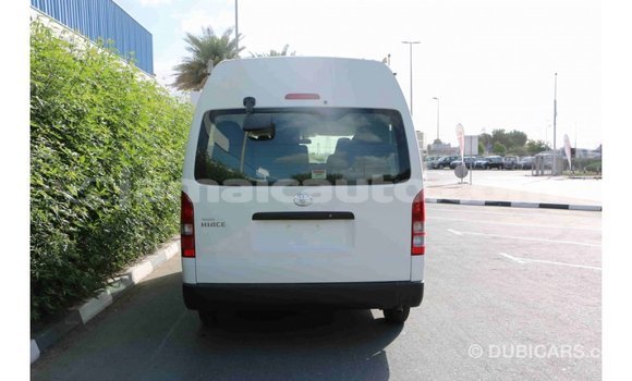 Buy Import Toyota Hiace White Car in Import - Dubai in Clarendon Buy Import Toyota Hiace White Car in Import - Dubai in Clarendon