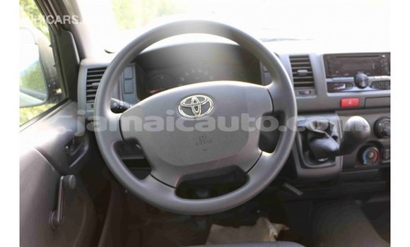 Buy Import Toyota Hiace White Car in Import - Dubai in Clarendon Buy Import Toyota Hiace White Car in Import - Dubai in Clarendon