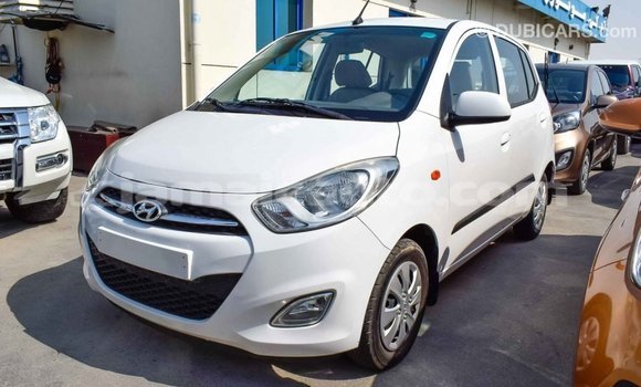 Acheter Import Voiture Hyundai i10 Blanc à Import - Dubai, Clarendon Acheter Import Voiture Hyundai i10 Blanc à Import - Dubai, Clarendon