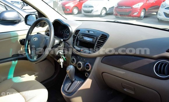 Acheter Import Voiture Hyundai i10 Beige à Import - Dubai, Clarendon Acheter Import Voiture Hyundai i10 Beige à Import - Dubai, Clarendon