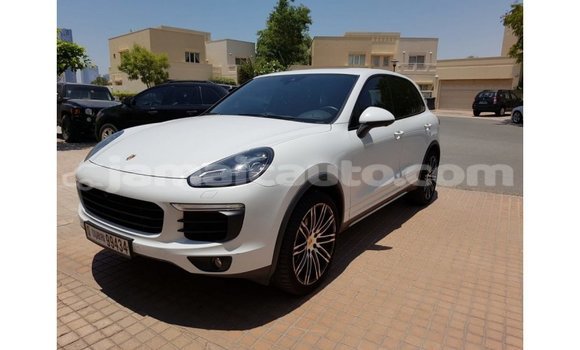 Buy Import Porsche Cayenne White Car in Import - Dubai in Clarendon