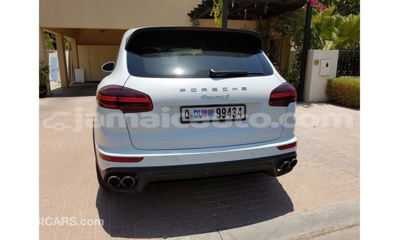 Buy Import Porsche Cayenne White Car in Import - Dubai in Clarendon Buy Import Porsche Cayenne White Car in Import - Dubai in Clarendon