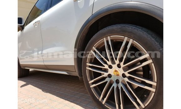 Buy Import Porsche Cayenne White Car in Import - Dubai in Clarendon Buy Import Porsche Cayenne White Car in Import - Dubai in Clarendon