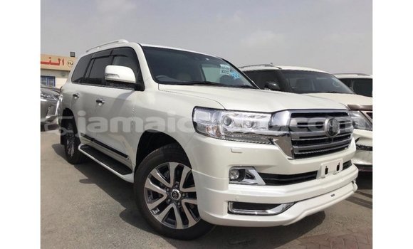 Buy Import Toyota Land Cruiser White Car in Import - Dubai in Clarendon Buy Import Toyota Land Cruiser White Car in Import - Dubai in Clarendon