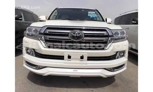 Buy Import Toyota Land Cruiser White Car in Import - Dubai in Clarendon Buy Import Toyota Land Cruiser White Car in Import - Dubai in Clarendon