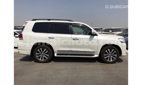 Buy Import Toyota Land Cruiser White Car in Import - Dubai in Clarendon Buy Import Toyota Land Cruiser White Car in Import - Dubai in Clarendon
