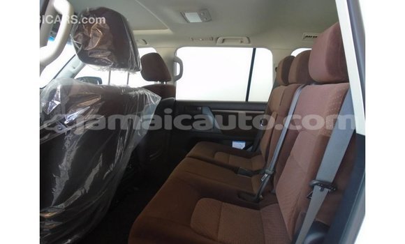 Buy Import Toyota Land Cruiser White Car in Import - Dubai in Clarendon Buy Import Toyota Land Cruiser White Car in Import - Dubai in Clarendon