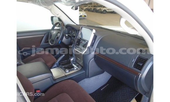 Buy Import Toyota Land Cruiser White Car in Import - Dubai in Clarendon Buy Import Toyota Land Cruiser White Car in Import - Dubai in Clarendon