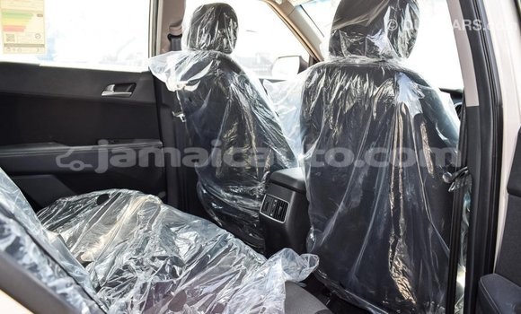 Acheter Import Voiture Hyundai Creta Beige à Import - Dubai, Clarendon Acheter Import Voiture Hyundai Creta Beige à Import - Dubai, Clarendon