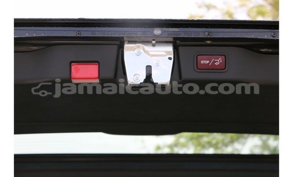 Acheter Import Voiture Mercedes-Benz 250 Noir à Import - Dubai, Clarendon Acheter Import Voiture Mercedes-Benz 250 Noir à Import - Dubai, Clarendon