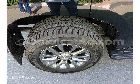 Acheter Import Voiture Toyota Prado Blanc à Import - Dubai, Clarendon Acheter Import Voiture Toyota Prado Blanc à Import - Dubai, Clarendon