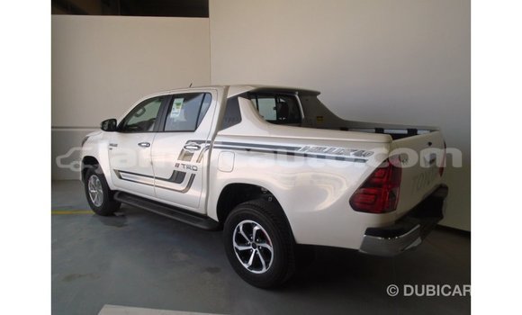 Buy Import Toyota Hilux White Car in Import - Dubai in Clarendon Buy Import Toyota Hilux White Car in Import - Dubai in Clarendon