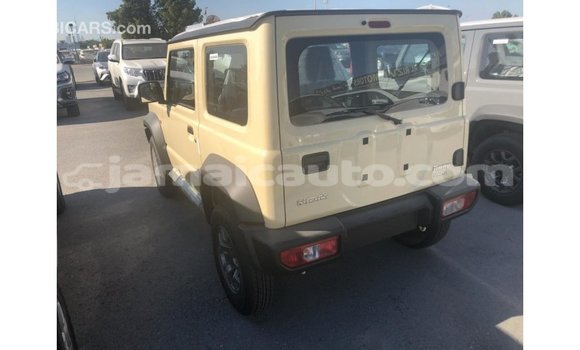 Acheter Import Voiture Suzuki Jimny Beige à Import - Dubai, Clarendon Acheter Import Voiture Suzuki Jimny Beige à Import - Dubai, Clarendon
