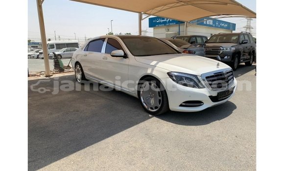 Buy Import Mercedes-Benz 190 (W201) White Car in Import - Dubai in Clarendon Buy Import Mercedes-Benz 190 (W201) White Car in Import - Dubai in Clarendon