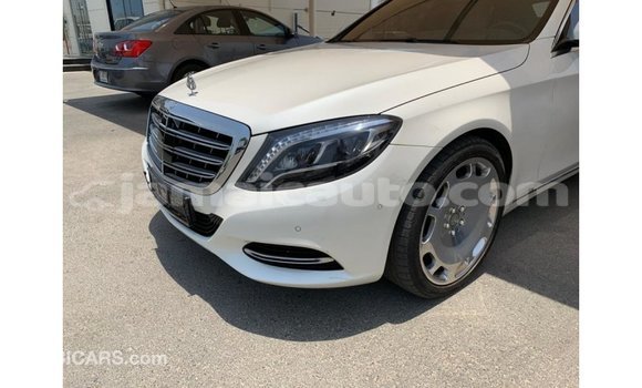 Buy Import Mercedes-Benz 190 (W201) White Car in Import - Dubai in Clarendon Buy Import Mercedes-Benz 190 (W201) White Car in Import - Dubai in Clarendon