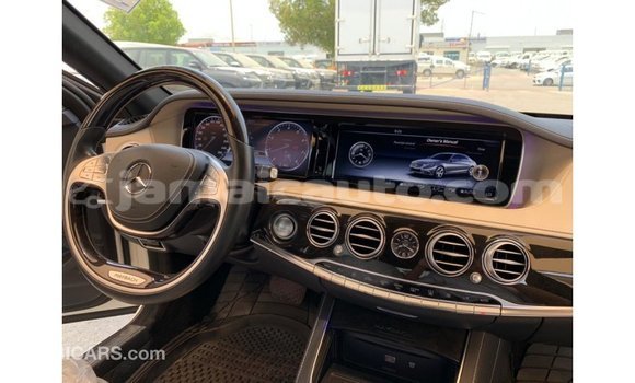 Buy Import Mercedes-Benz 190 (W201) White Car in Import - Dubai in Clarendon Buy Import Mercedes-Benz 190 (W201) White Car in Import - Dubai in Clarendon