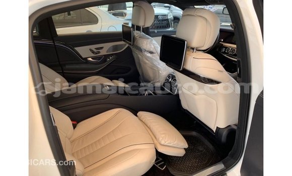 Buy Import Mercedes-Benz 190 (W201) White Car in Import - Dubai in Clarendon Buy Import Mercedes-Benz 190 (W201) White Car in Import - Dubai in Clarendon