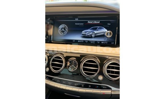 Buy Import Mercedes-Benz 190 (W201) White Car in Import - Dubai in Clarendon Buy Import Mercedes-Benz 190 (W201) White Car in Import - Dubai in Clarendon