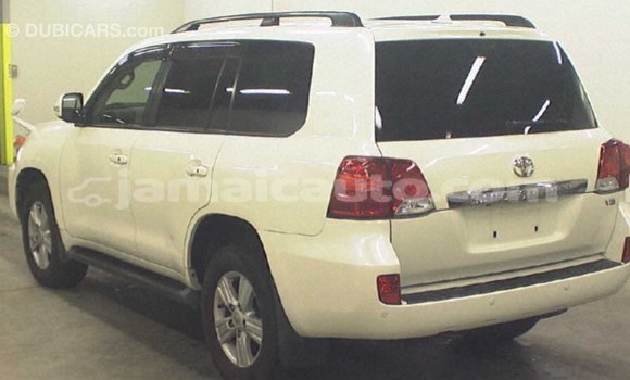 Buy Import Toyota Land Cruiser White Car in Import - Dubai in Clarendon Buy Import Toyota Land Cruiser White Car in Import - Dubai in Clarendon